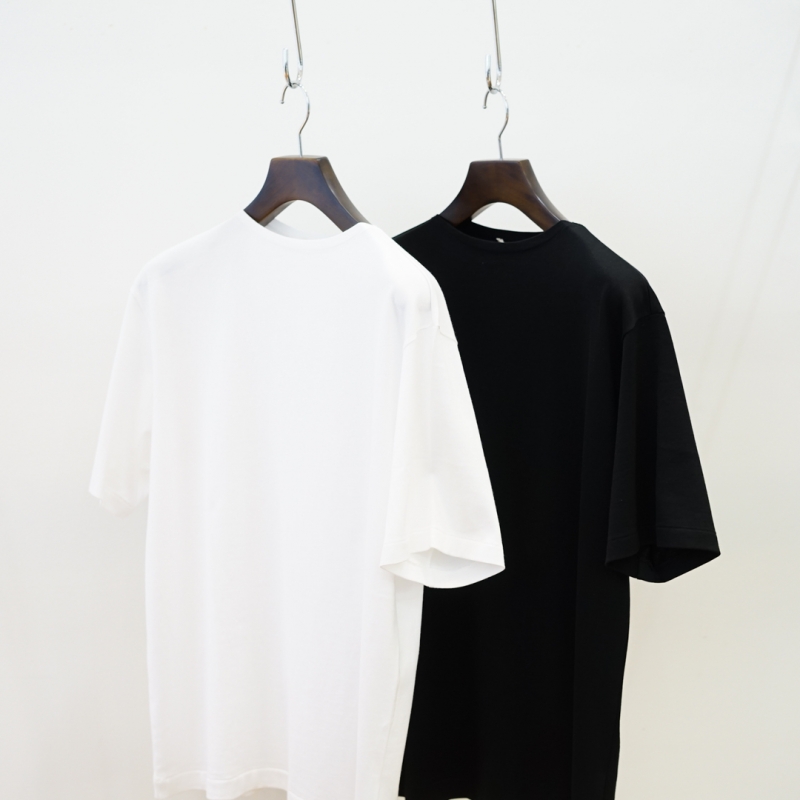 ★AURALEE★ラスター プレーティング ネロ ボートネック Tシャツ ☆AURALEE☆ラスター プレーティング ネロ ボートネック Tシャツ