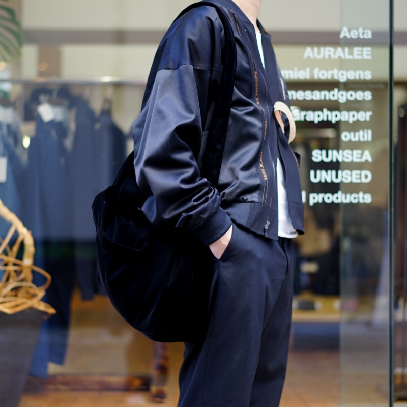 完売しておりましたAeta(アエタ) の新作、Shoulder Tote L(VL03