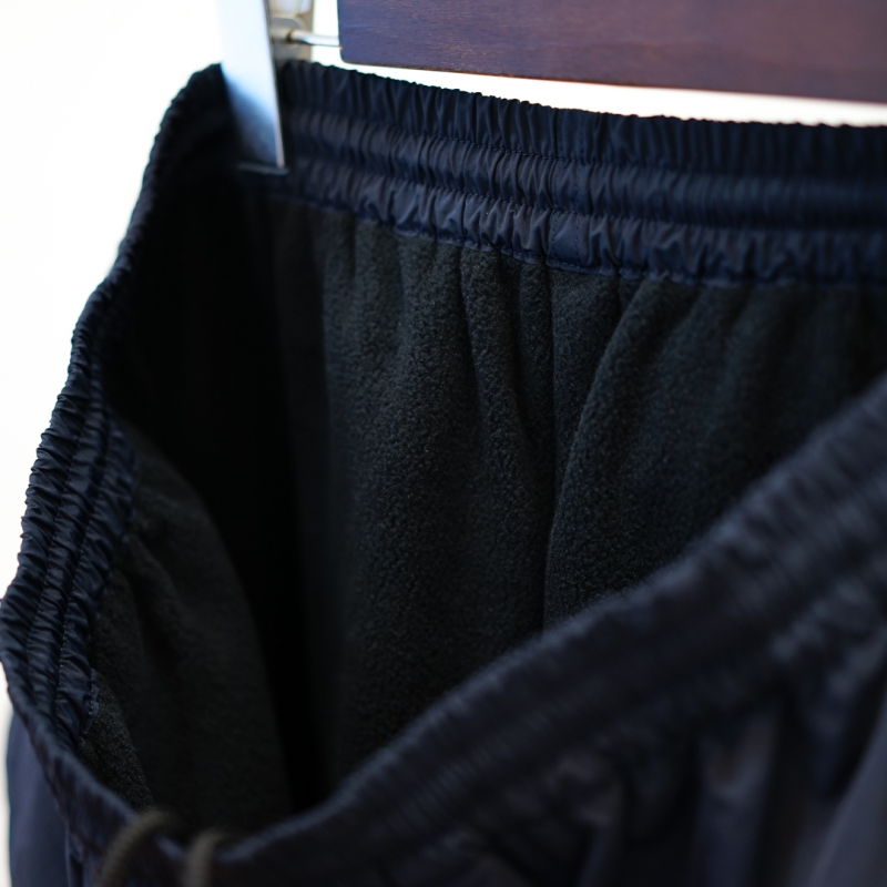 FARAH (ファーラー)の新昨、Nylon Jogger Pants/Blackのご紹介です