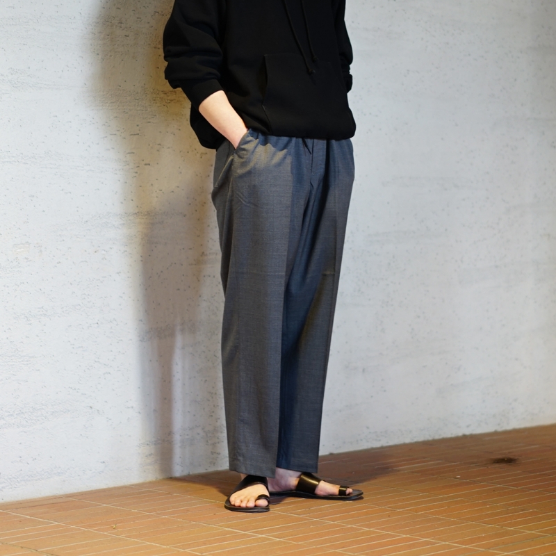 FARAH (ファーラー) 25SS Collectionの新作、Easy Tapered Pants