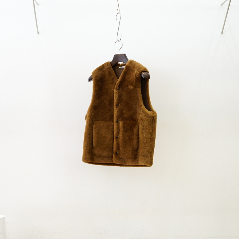 AURALEE (オーラリー) 25AW Collectionの新作、Straight Merino Mouton