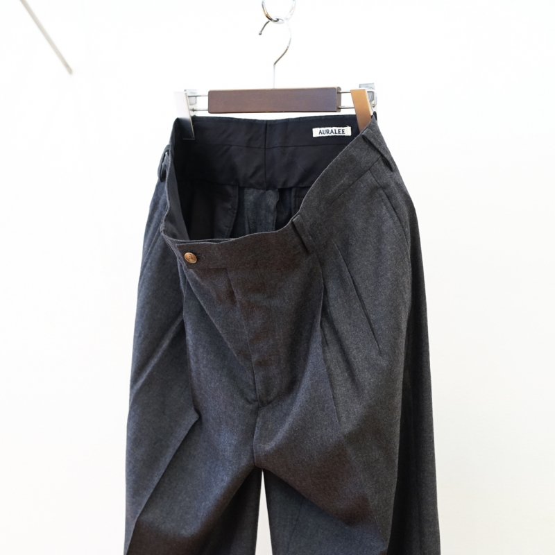 25ss オーラリー AURALEE TWO-TUCK SLACKS 25ss オーラリー AURALEE TWO-TUCK SLACKS