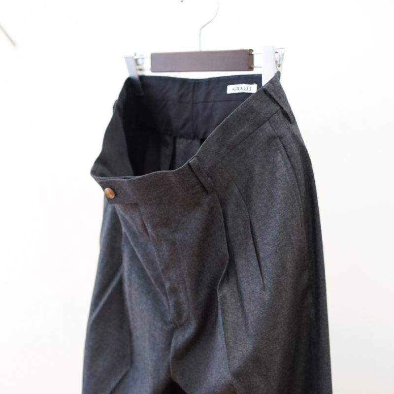 AURALEE (オーラリー) 25AW Collectionの新作、Super Light Wool Two