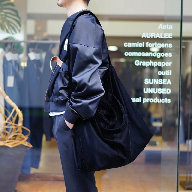 Aeta (アエタ)Shoulder Tote L(VL03)/Blackのご紹介です。 | BALUCA 