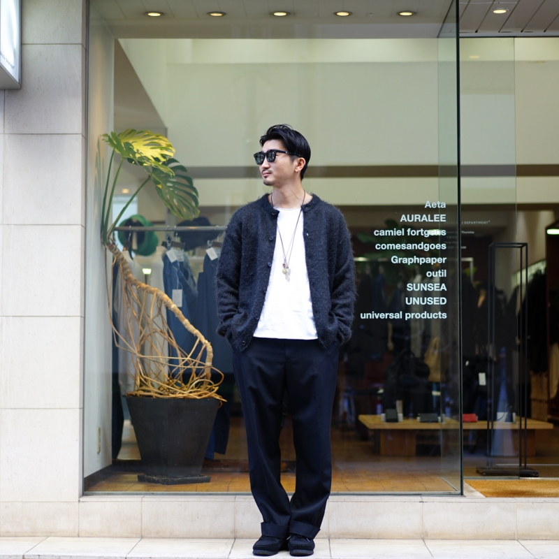 AURALEE (オーラリー)Light Wool Max Gabardine Slacks(A25AP02MG)のご