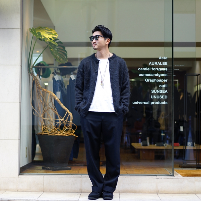 AURALEE (オーラリー)Light Wool Max Gabardine Slacks(A25AP02MG)のご