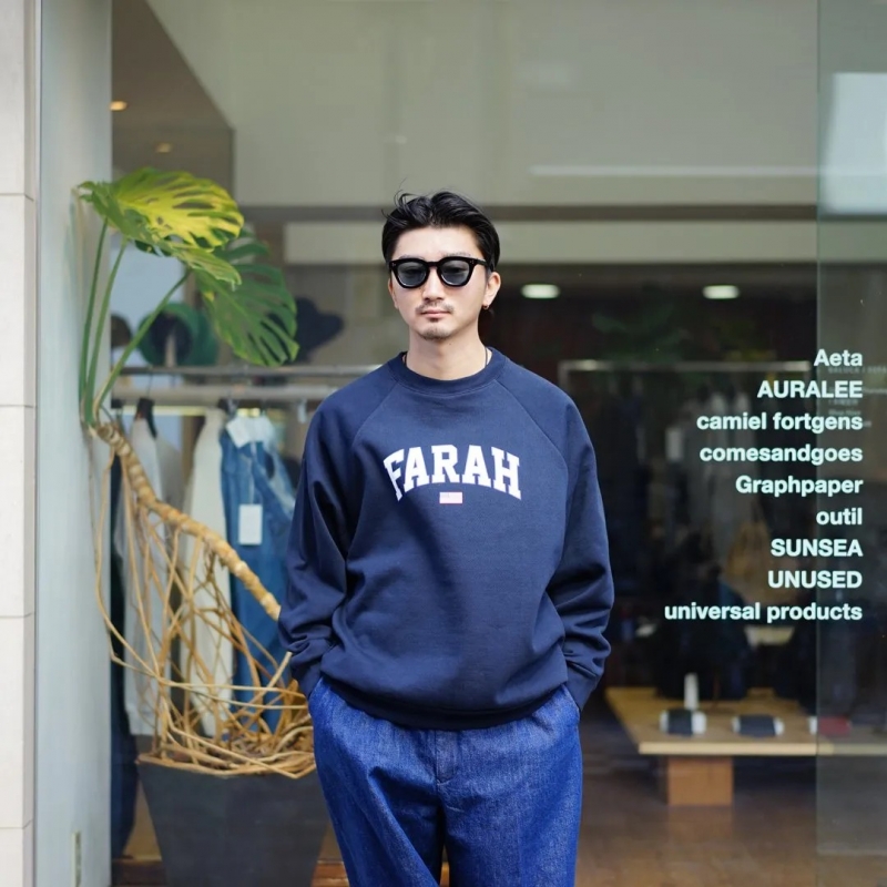 FARAH(ファーラー) Printed Graphic Crewneck Sweatshirt