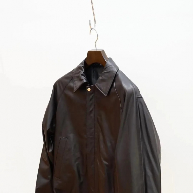 UNIVERSAL PRODUCTS (ユニバーサルプロダクツ) の新作、Leather