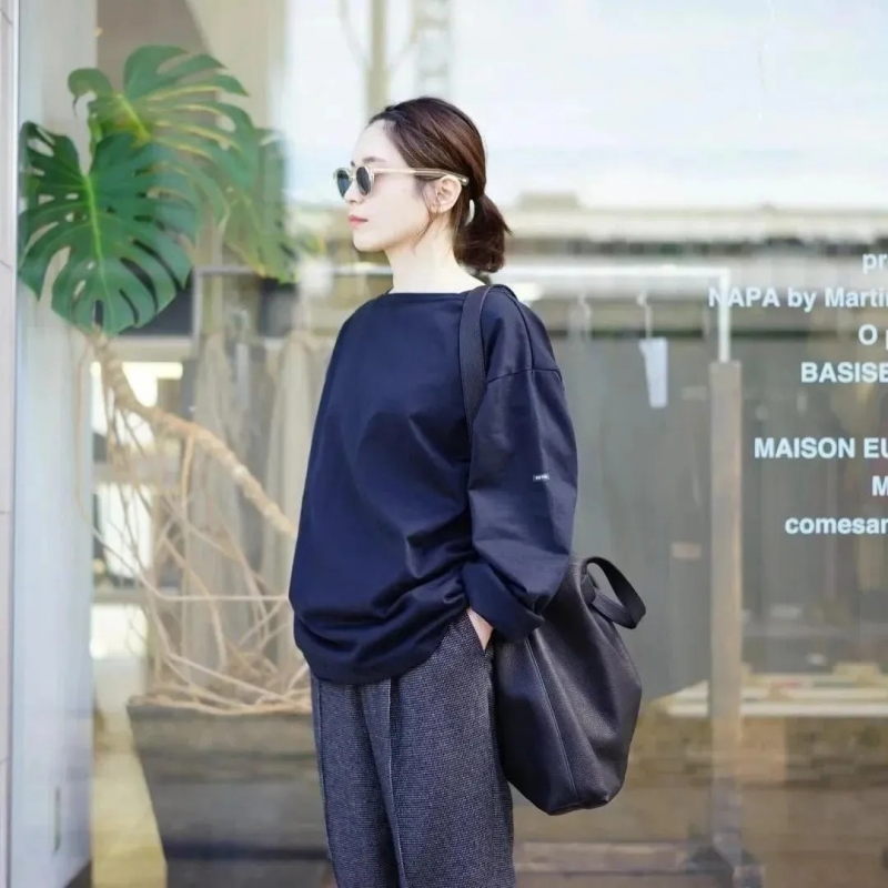 Aeta(アエタ) 25AW Collectionの新作、Double Faced Shoulder Tote M
