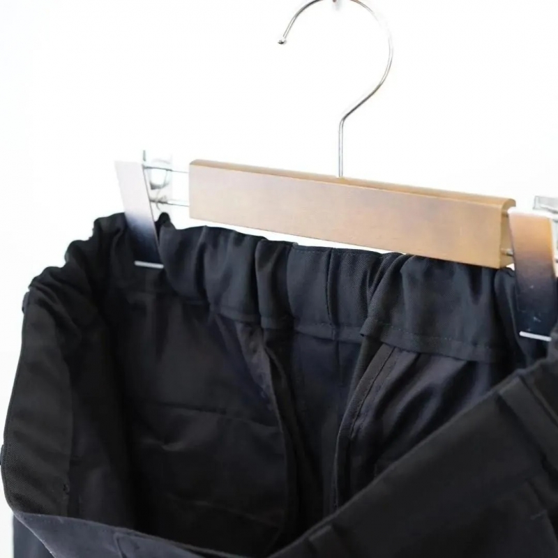 Graphpaper (グラフペーパー) の新作、Scale Off Wool Wide Tapered