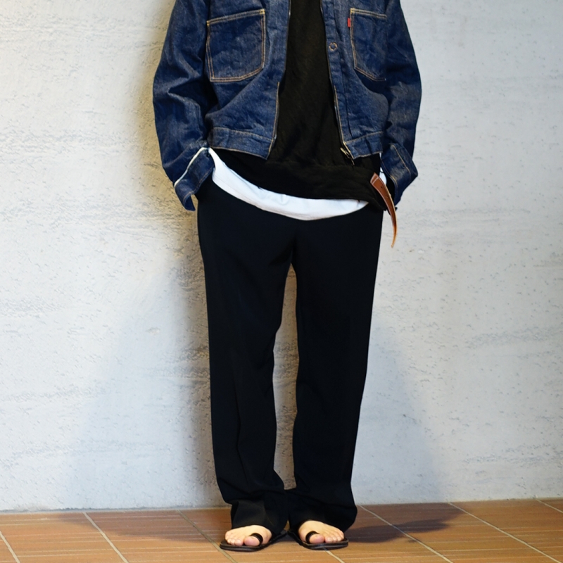 AURALEE (オーラリー) の新作、Light Wool Max Gabardine Slacks