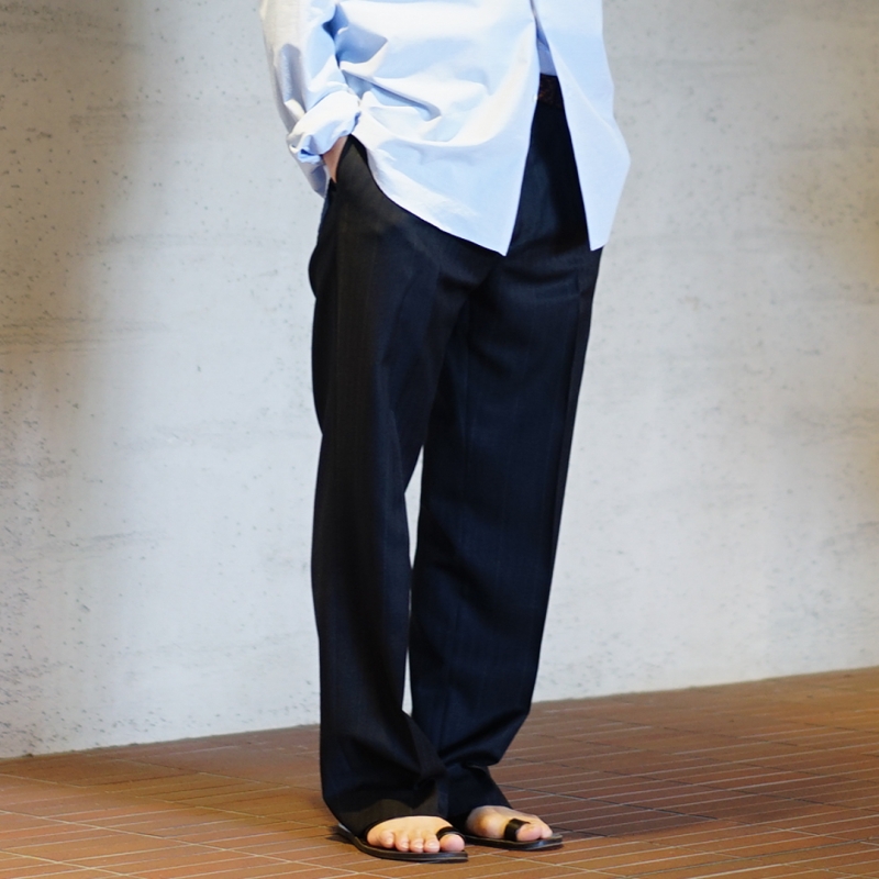 AURALEE(オーラリー) 26SS Collectionの新作、Bluefaced Wool Two-Tuck