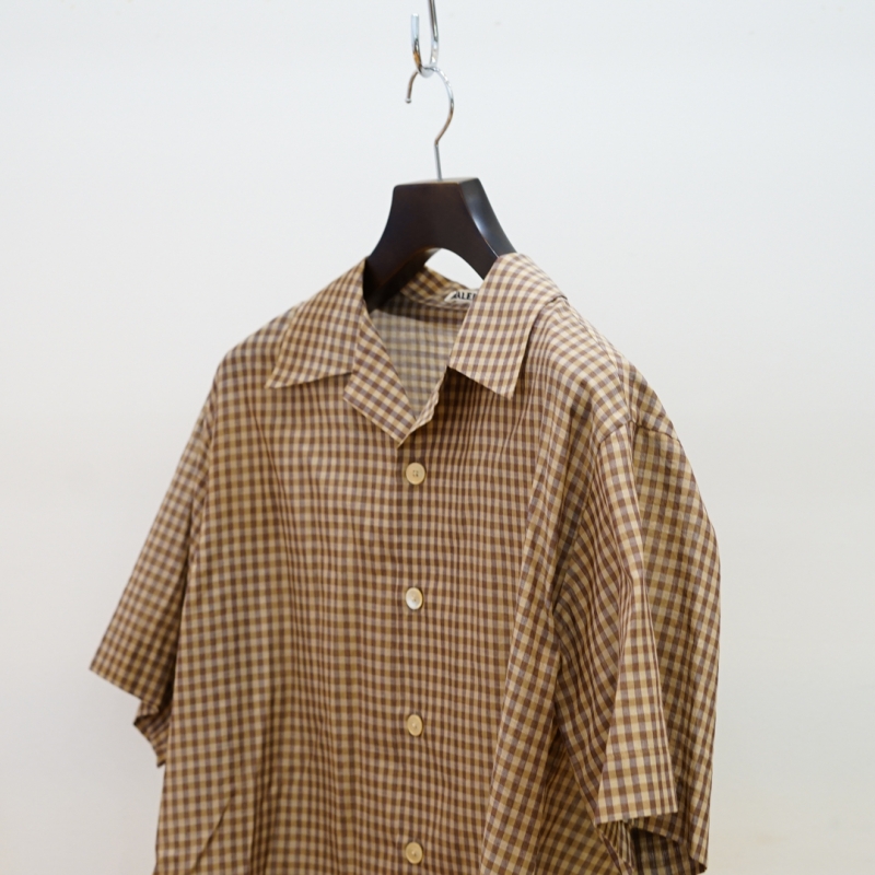 AURALEE (オーラリー) 26SS Collectionの新作、Airy Light Cotton