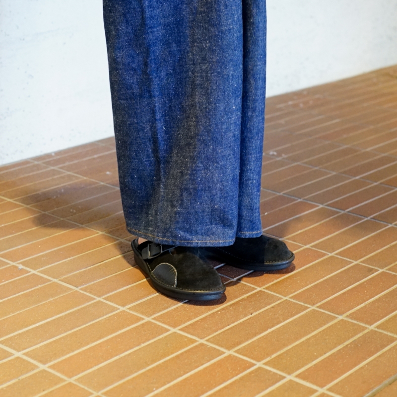 SUNSEA(サンシー) 32th Collectionの新作、Campagne Suede Sandalsのご