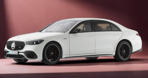 NZG 111600040 1/18 メルセデス ベンツ AMG C 63 S E Performance 2022
