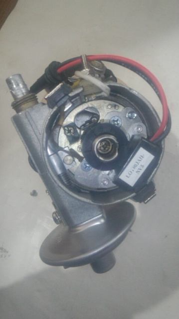 トヨタ4気筒デスビへのPertonix社製イグナイター取り付け | TH service