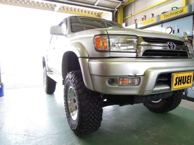 185サーフのサイドステップ取付けです。 | 4WD・四駆カスタム