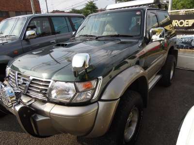 サファリ オーバーフェンダー修理完了！ | 4WD・四駆カスタム