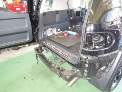 FJクルーザー USリアバンパー交換です | 4WD・四駆カスタム シューエイ
