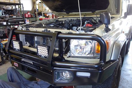 ランクル76のウインチ取り付け | 4WD・四駆カスタム シューエイ