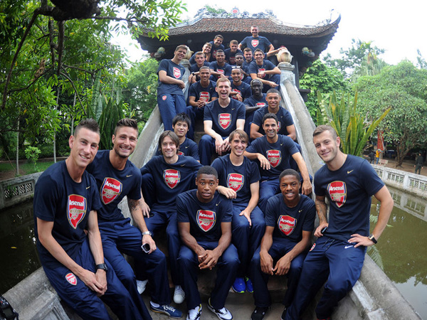 Arsenal-squad_2973309.jpg