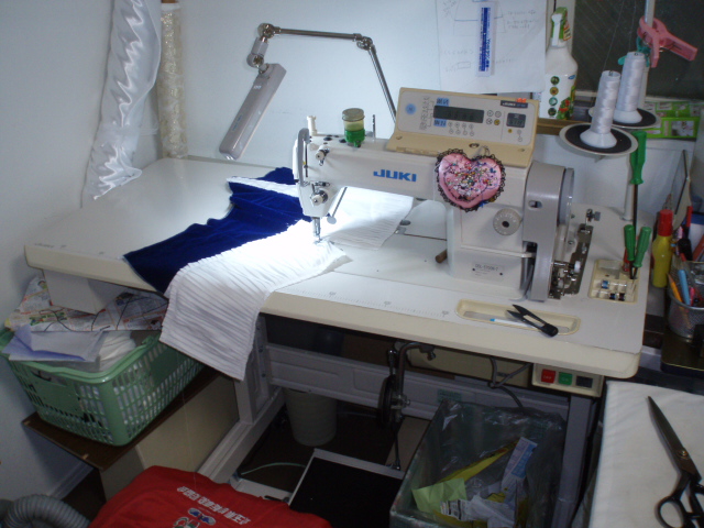 JUKI 中古工業用ミシン DDL-5700N-7の納品 | 洋裁教室 ボビンズ倶楽部BLOG