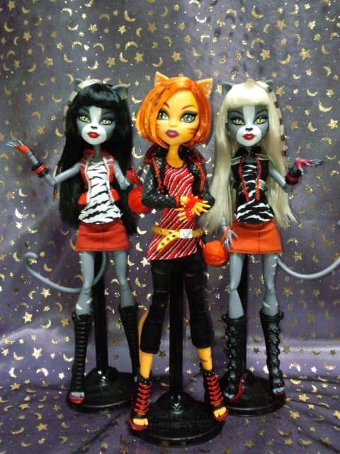 モンスター・ハイ ニャンニャンファクトリー。Monster high