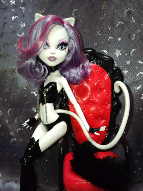 モンスター・ハイ キャトリーヌ ヘアお直し～。Monster High Sexy