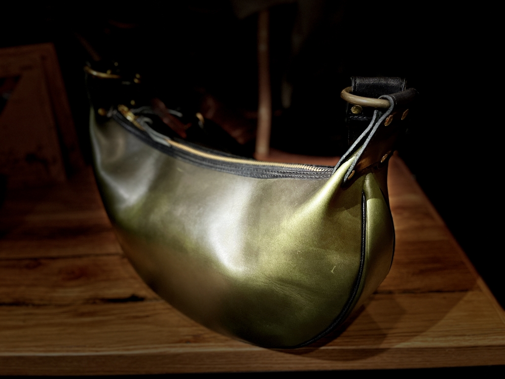 緑牛【OPUS(INCEPTION) CHROMEXCEL LEATHER GREEN＆SUNSURF-COTTON