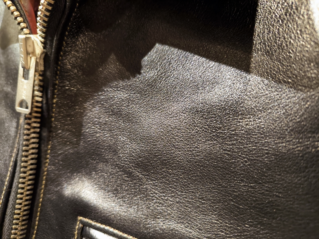 今LEATHERがアツい!!【BUZZ RICKSON'S WILLIAM GIBSON 今LEATHERがアツい!!【BUZZ RICKSON'S WILLIAM GIBSON