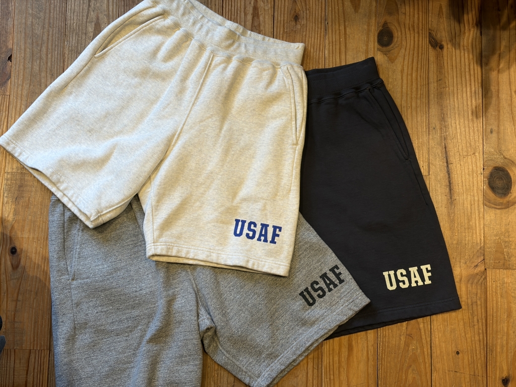 蒸し暑い冬のショートパンツの冒険【BUZZRICKSON'S SWEAT SHORTS “USAF