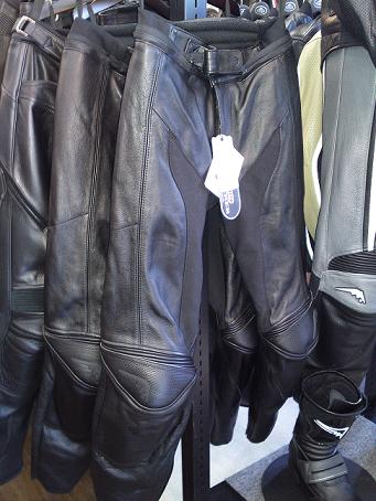 クシタニK-1052インフィニティライドパンツ CBS クシタニK-1052