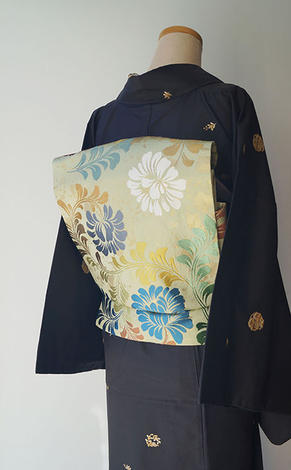 付下げ◇大島紬美幸謹製□蘇州刺繍*雪輪に瓢箪葉模様◇袷正絹 付下げ◇大島紬美幸謹製□蘇州刺繍*雪輪に瓢箪葉模様◇袷正絹