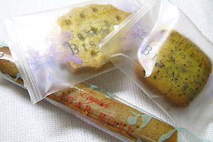 FORTNUM&MASON 紅茶、ママレードジャム、クッキー ギフトセット