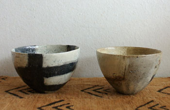 カエルの唄 西洋陶磁器 工芸品 飾り「飾壷 金彩桜花鳥図」 金龍窯 江口天童 有田焼 陶磁器