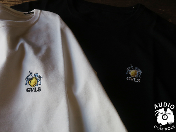 S/S ROUND TEE “DRUM SET” | AUDIO BLOG