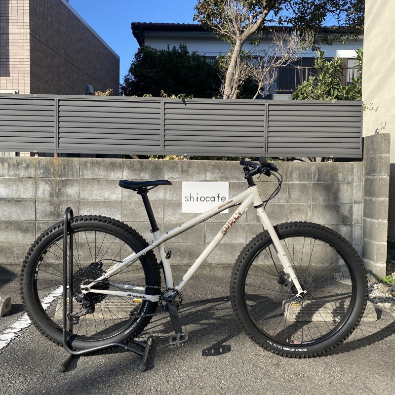 SURLY KARATE MONKEY 27.5+（廃盤モデル在庫限り） | シオカゼストアブログ