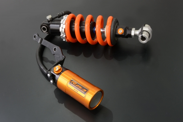 Y's gear［KYB スペシャルサスペンション］Technixでフルメンテナンス