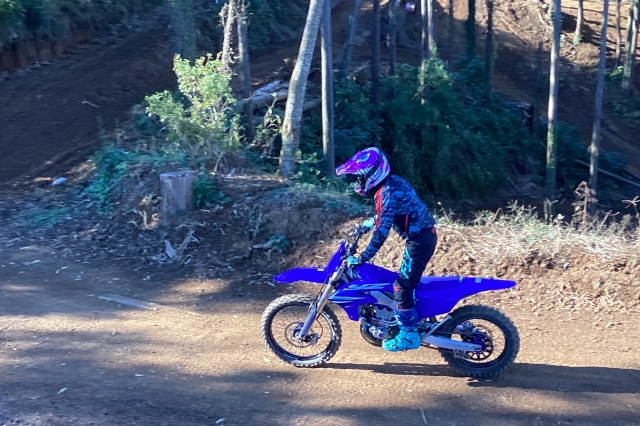 新型］2025年式 YAMAHA YZ250/450FX前後サスペンションリバルビング