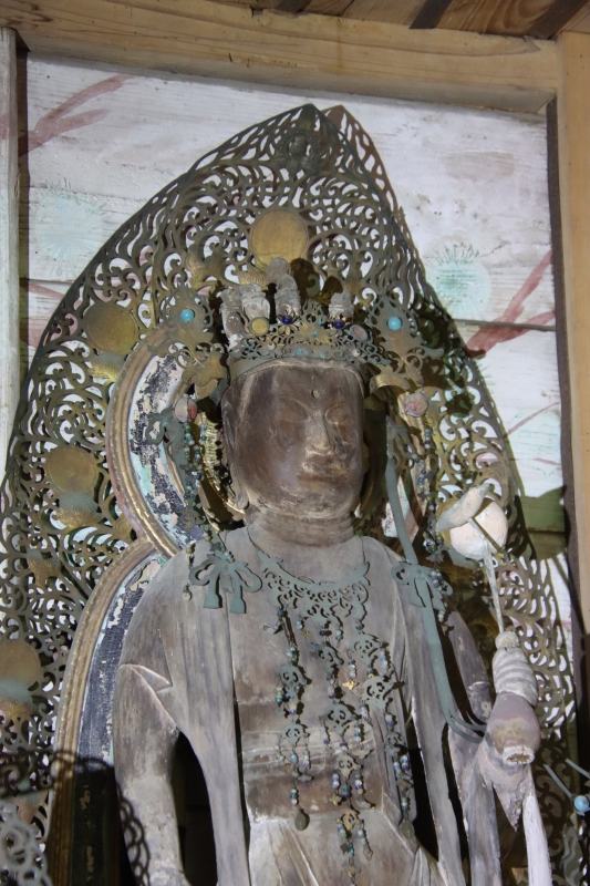 山中に潜む仏の群れ 山添村薬音寺 | オオヌマズの玉手箱