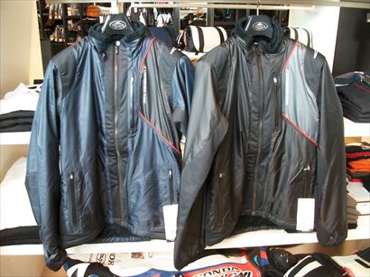 インナーにMOTO MID JACKET（MOTO MID ジャケット）はいかがですか
