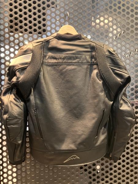 クシタニ　フェイズジャケット フェイズジャケット＆フェイズメッシュジャケット入荷