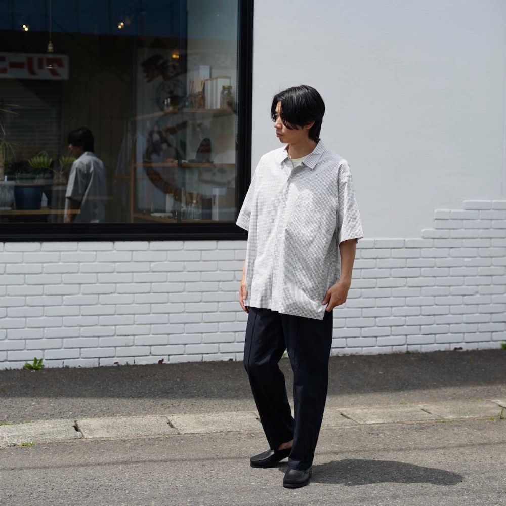 どんなシーンにも。FARAHのイージーパンツ。 / FARAH | 1989 Men's Blog