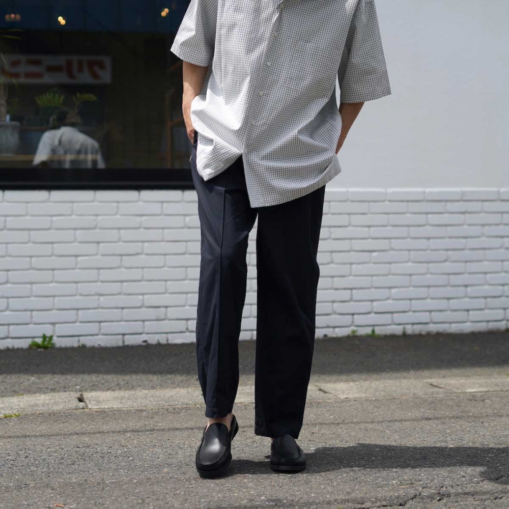 どんなシーンにも。FARAHのイージーパンツ。 / FARAH | 1989 Men's Blog