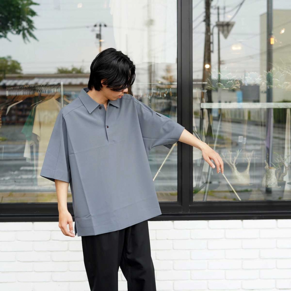 トロトロ素材が魅せる清涼感。 / N.HOOLYWOOD | 1989 Men's Blog