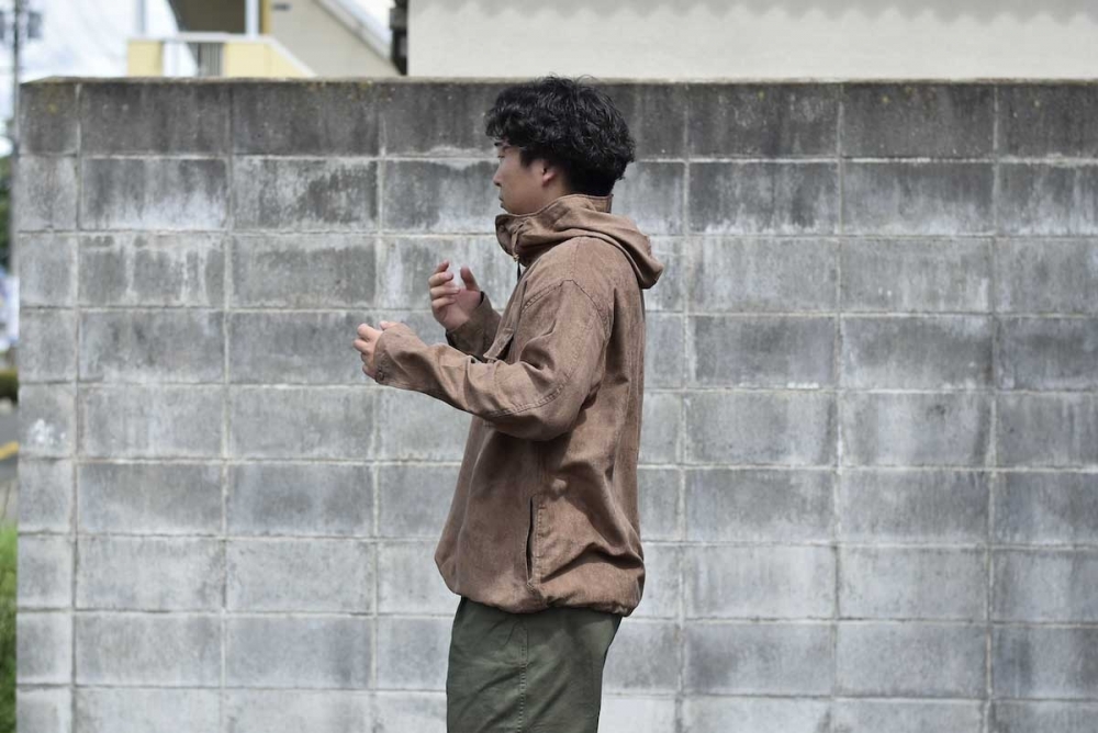 Argue CultureＴシャツリベットダメージゆったりウォッシュド Argue CultureTシャツリベットダメージゆったりウォッシュド