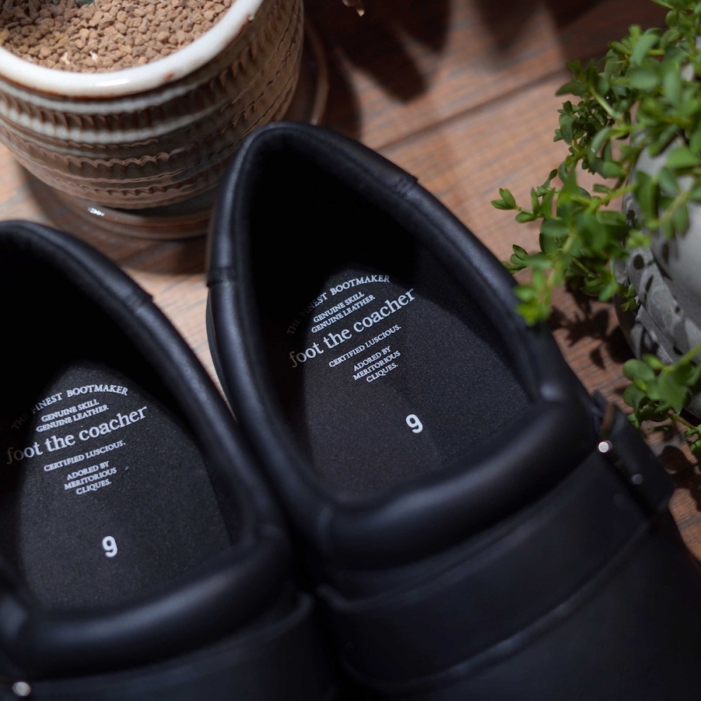 foot the coacher の新作 ”ONE STRAP TRI-PAD” | 1989 Men's Blog