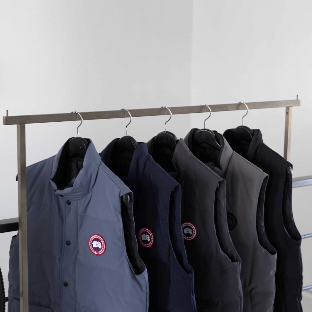 CANADA GOOSE ダウンベストも勢揃い。 | 1989 Men's Blog