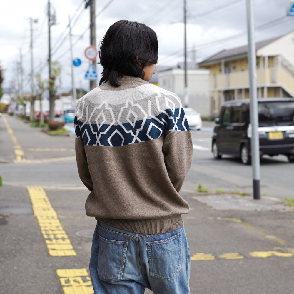ノルディックニットもこんなテイストで。uniform experiment ノルディックニットもこんなテイストで。uniform experiment