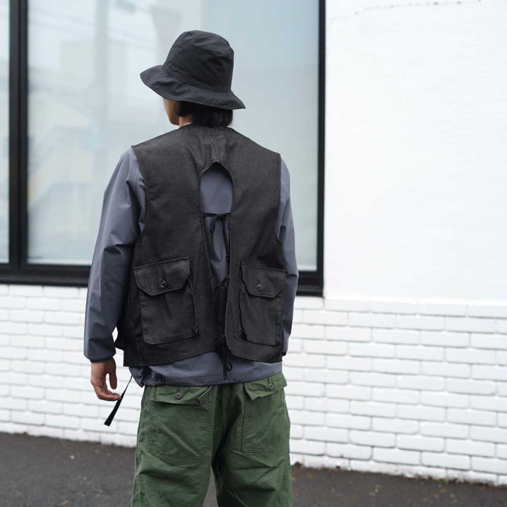 これからの季節に一枚足したくなるベスト。 / Engineered Garments